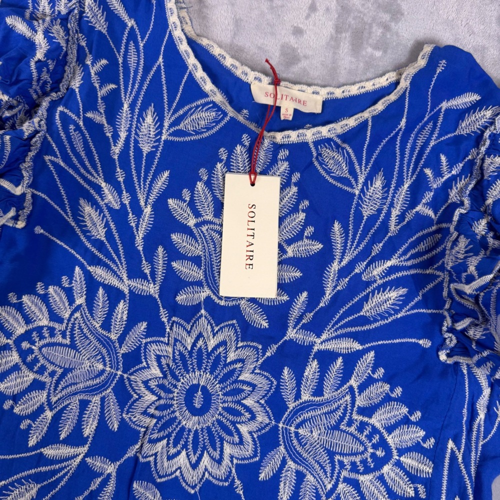 Solitaire Royal Blue Embroidered Flutter Sleeve Blouse Scalloped Hem Small NEW